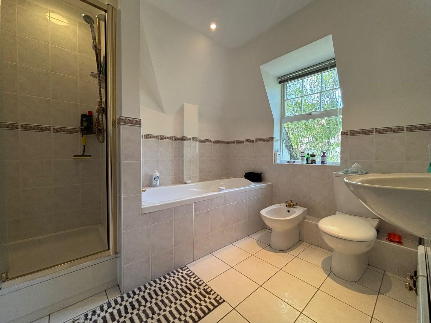 Turnberry Close, Hendon, NW4, London